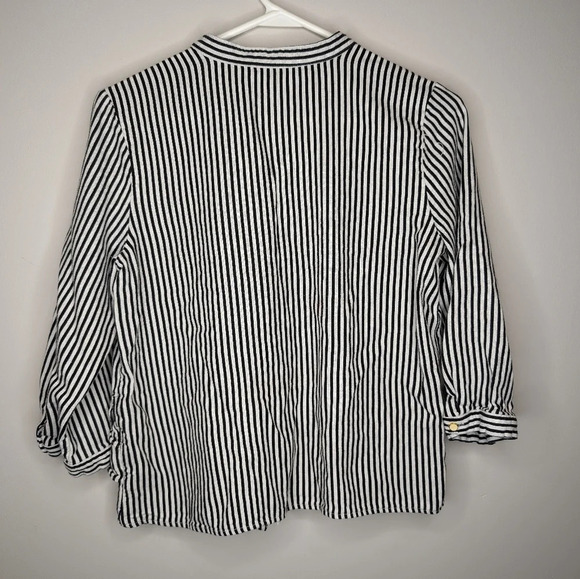 Zara Basic Black  & White Gold Cream Button Down Front Ruffle Top Women Small - Picture 2 of 9